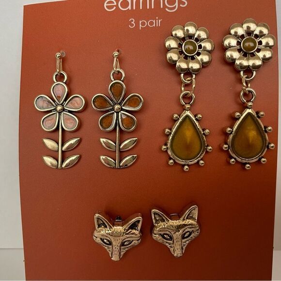 Set of 3 GOLDTONE AND AMBER EARRINGS - Picture 2 of 3